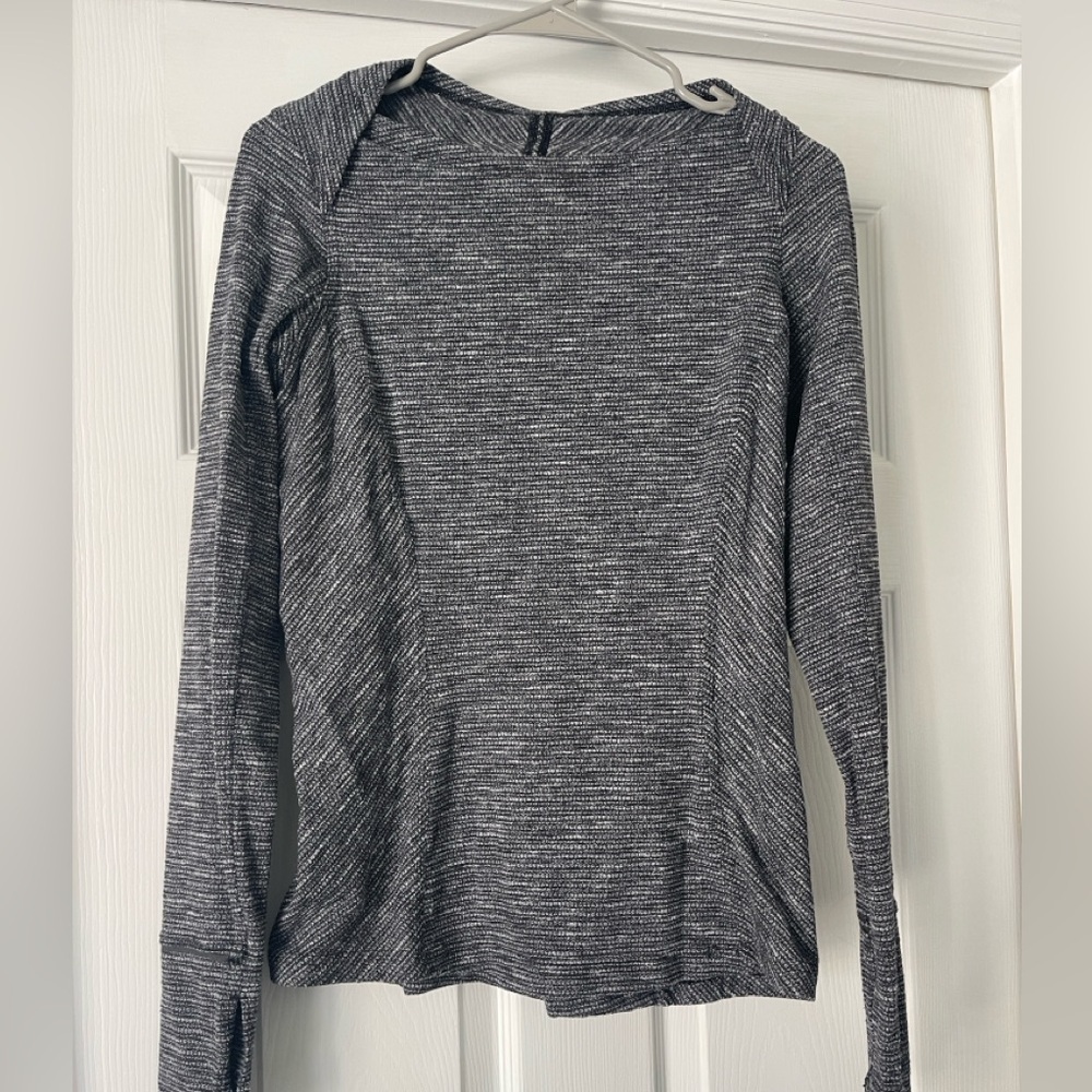 Lululemon Kanto Catch Me Long Sleeve - Color Coco Pique. Size 6